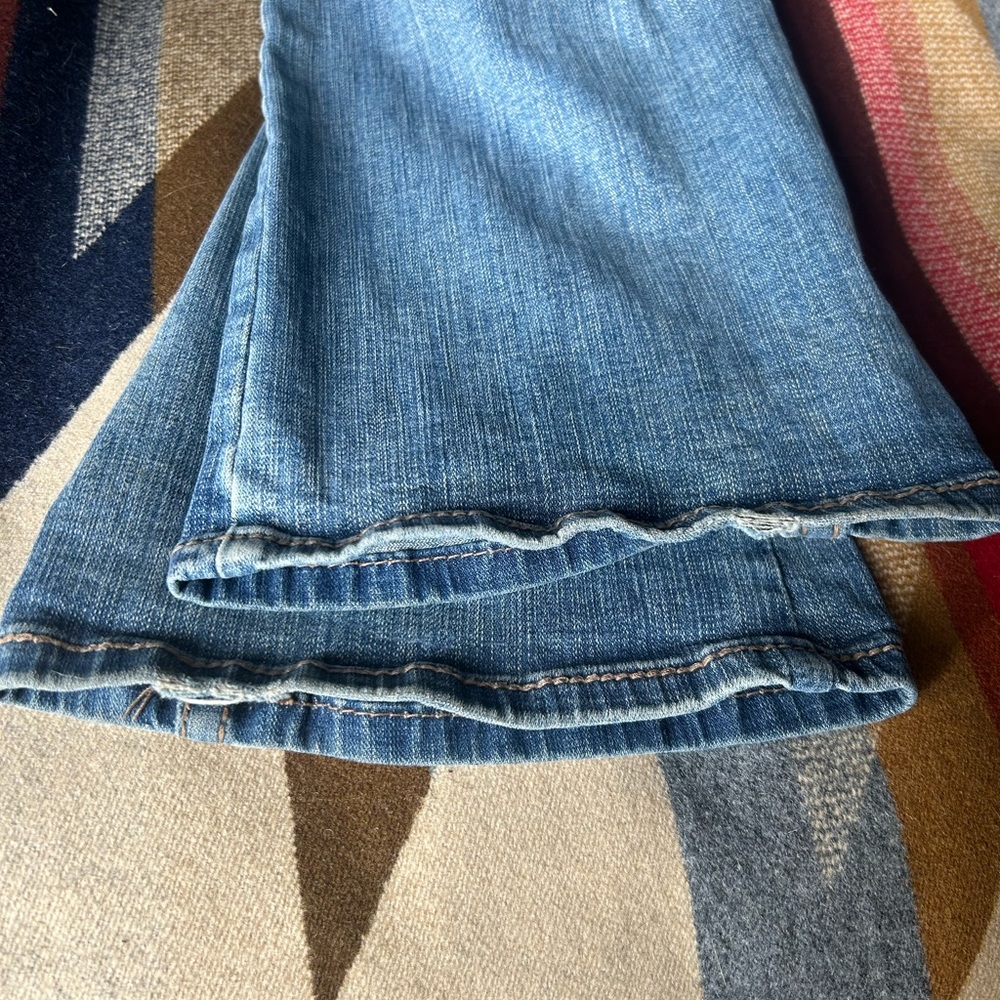 Shyanne Light Wash Tidal Riding Jeans - Picture 4 of 6
